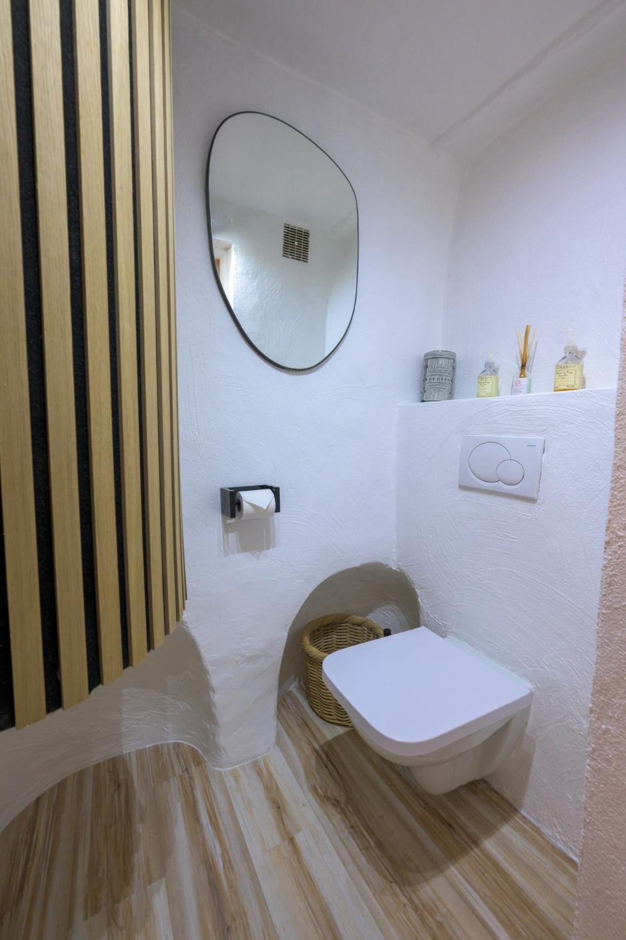 Cosy Flat In The Heart Of Valbonne Village מראה חיצוני תמונה