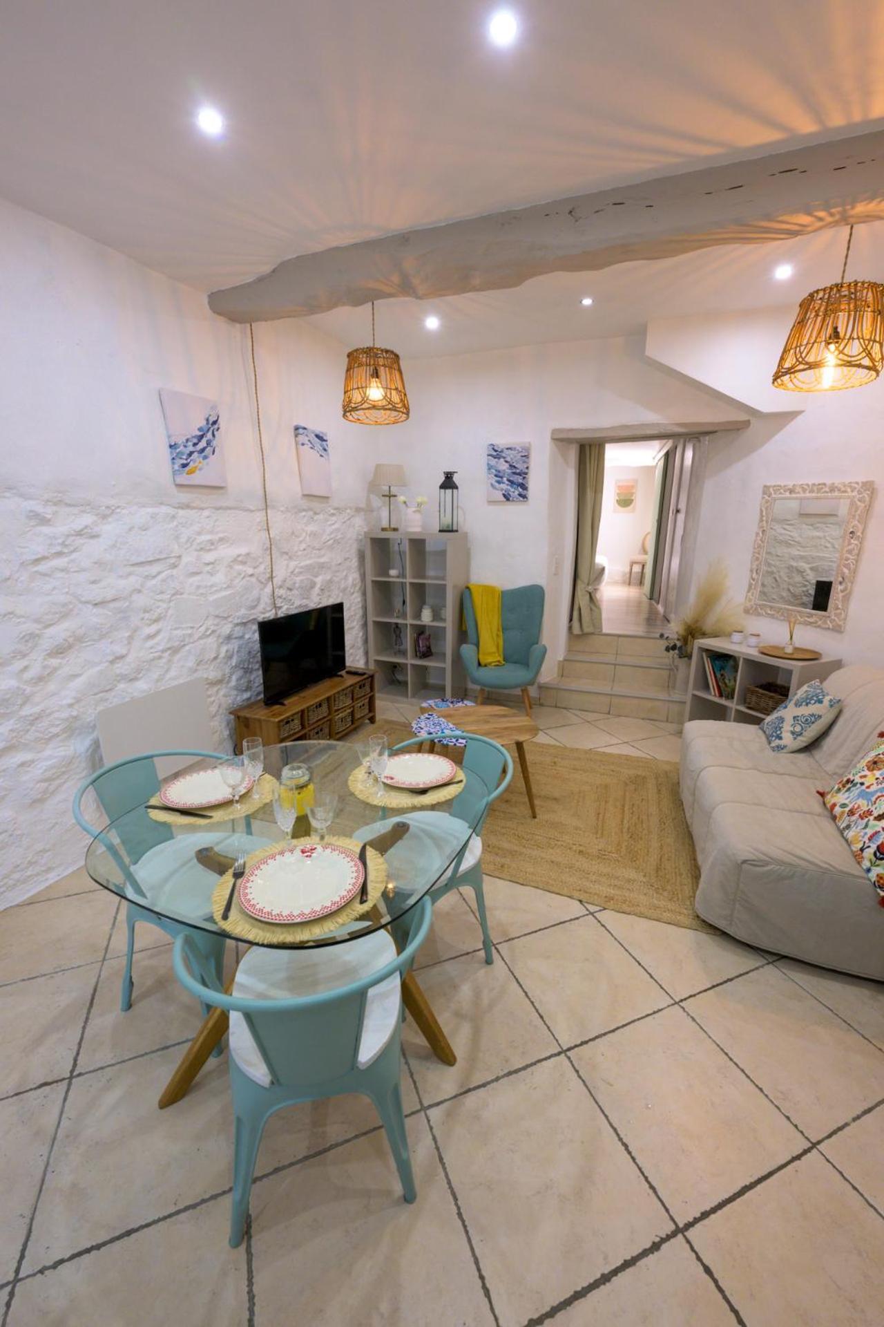 Cosy Flat In The Heart Of Valbonne Village מראה חיצוני תמונה