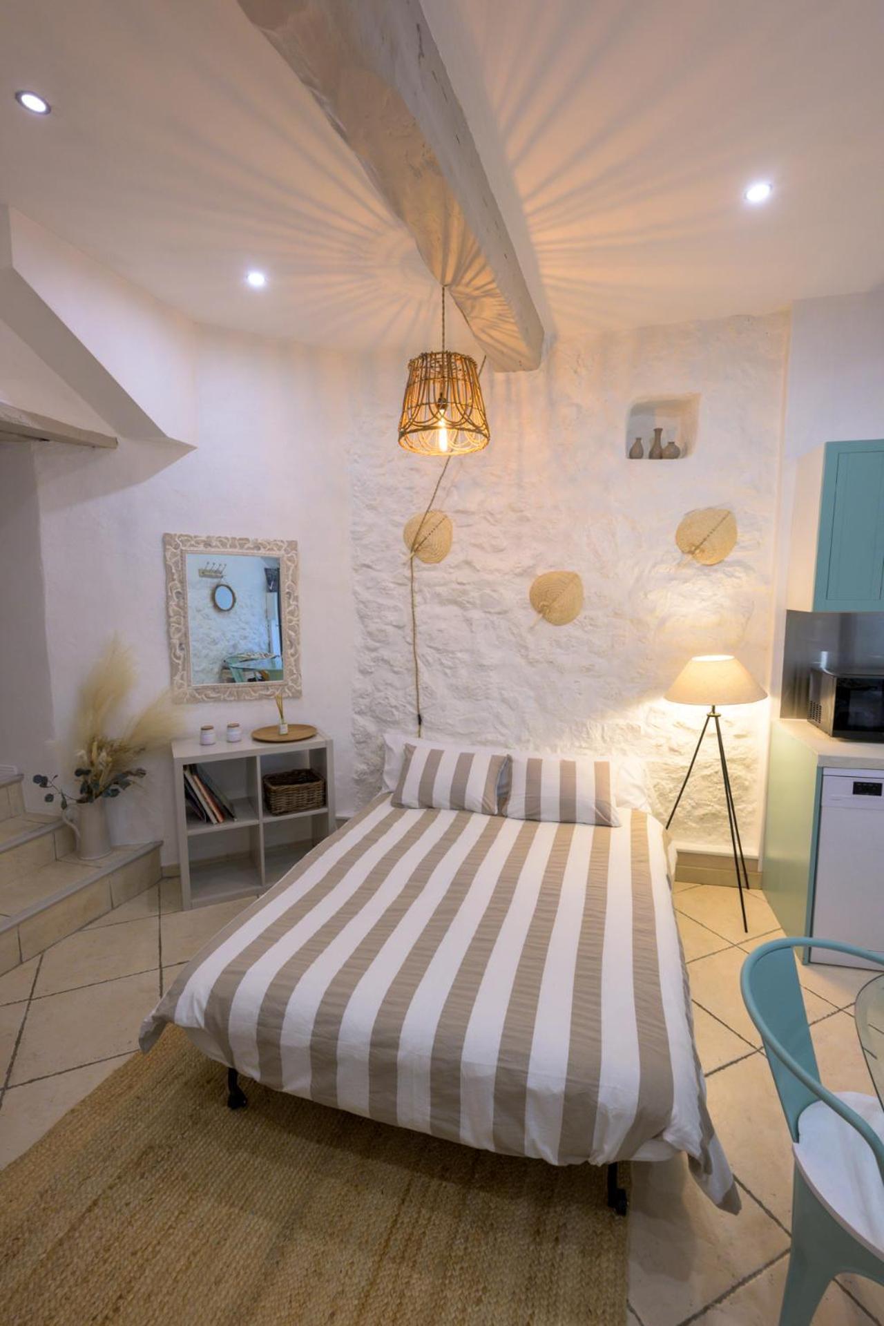 Cosy Flat In The Heart Of Valbonne Village מראה חיצוני תמונה