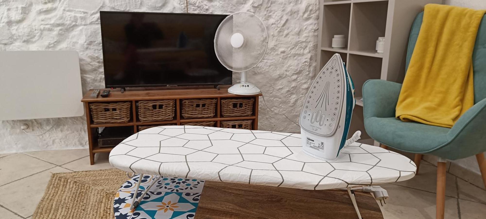 Cosy Flat In The Heart Of Valbonne Village מראה חיצוני תמונה