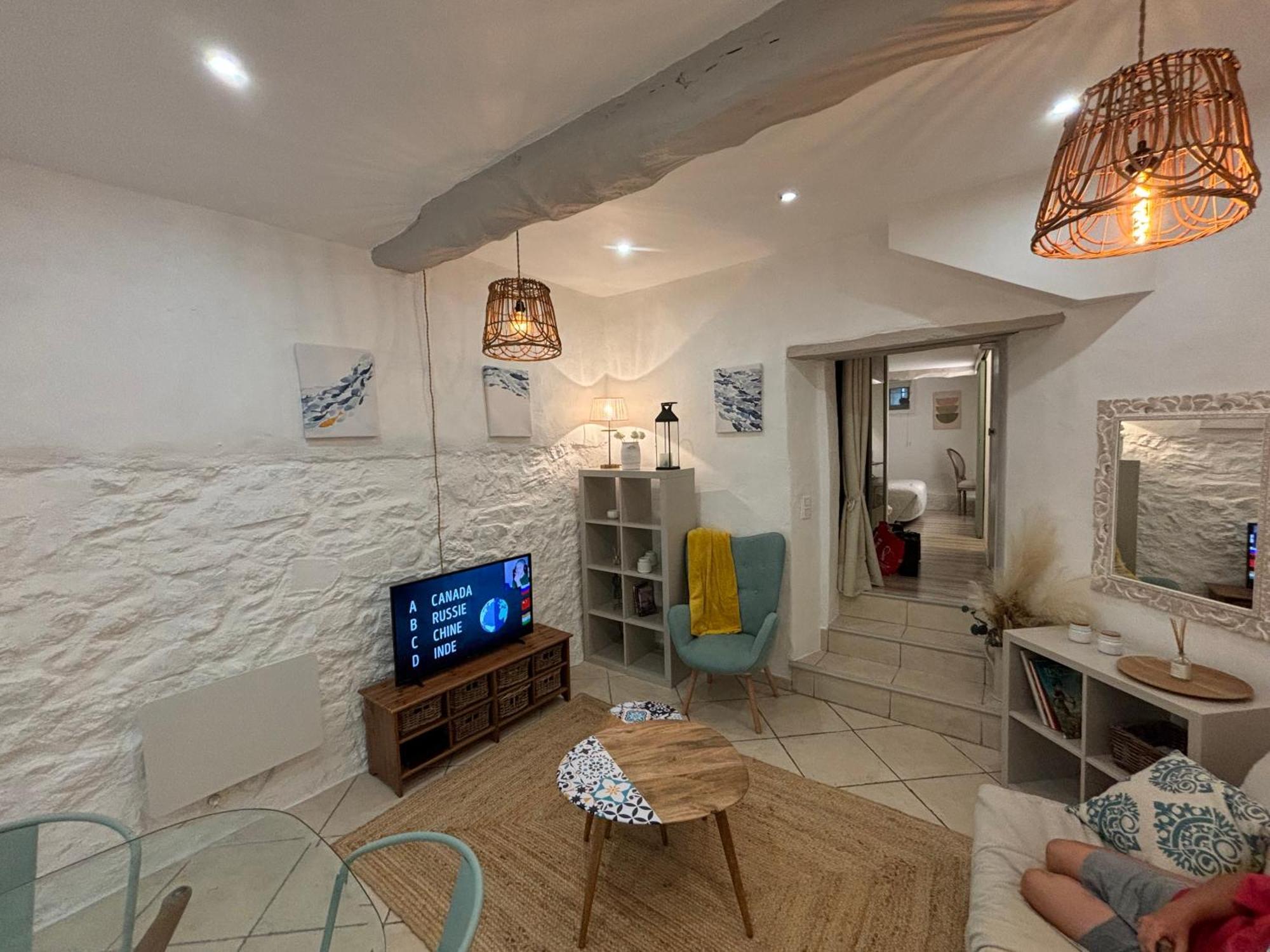 Cosy Flat In The Heart Of Valbonne Village מראה חיצוני תמונה