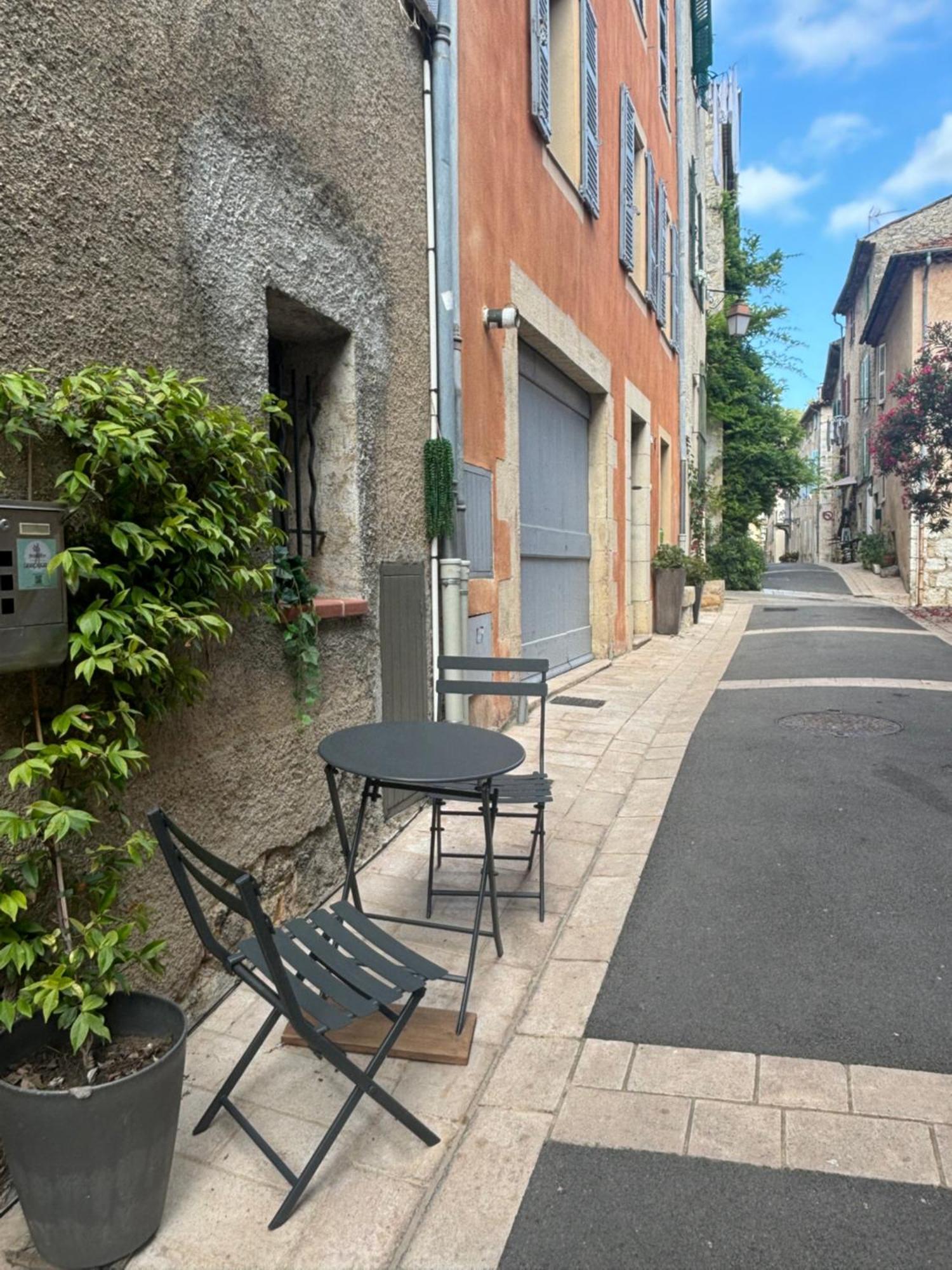 Cosy Flat In The Heart Of Valbonne Village מראה חיצוני תמונה